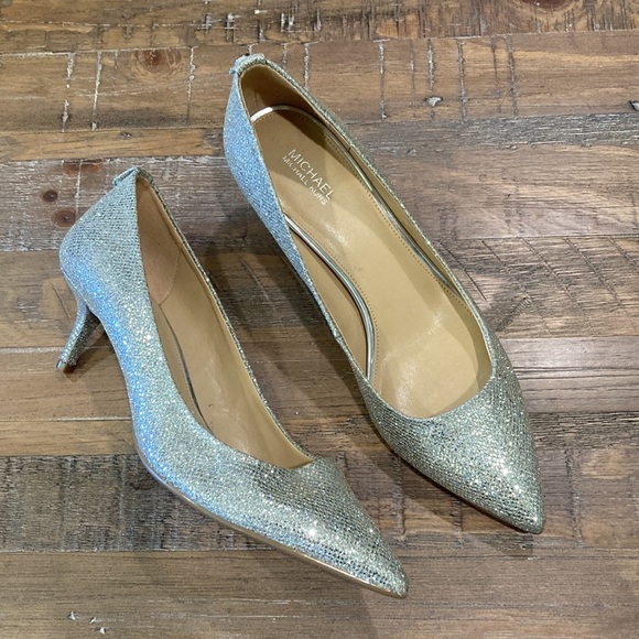 MICHAEL Michael Kors Silver Sparkly Pumps - Picture 4 of 14